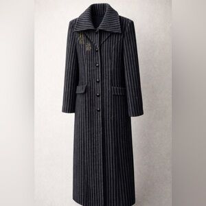 Vintage 80% Wool Striped Long Coat – Elegant Embroidered Detail